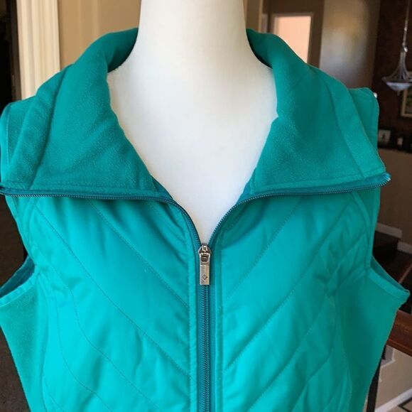 Columbia Quilted/Fleece Vest Size L - Picture 2 of 12